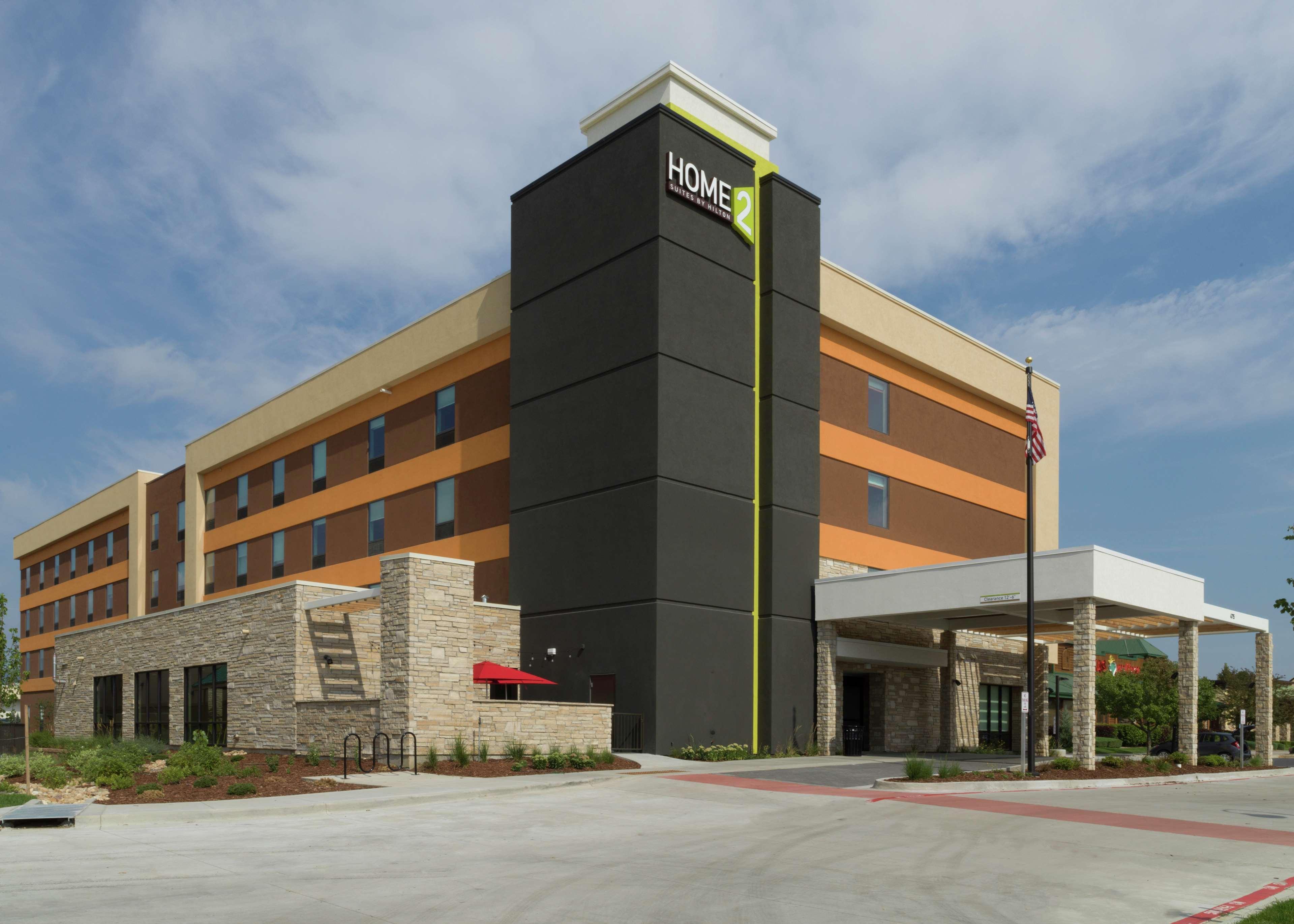 Home2 Suites By Hilton Fort Collins Exterior photo